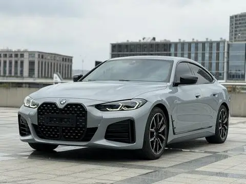 BMW 4 Series 2022 — фото 1