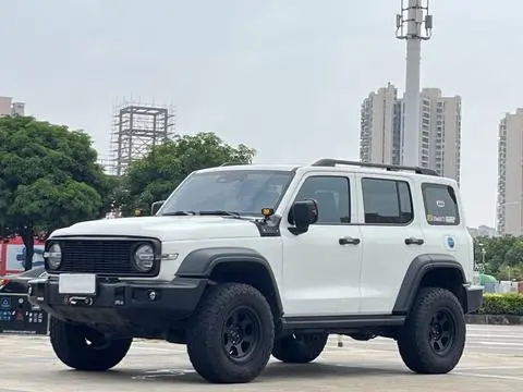 TANK 300 2021