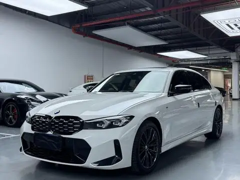 BMW 3 Series 2023 — фото 1