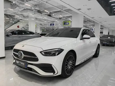 Mercedes-Benz C-Class 2024