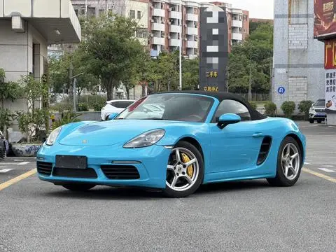 Porsche 718 2016