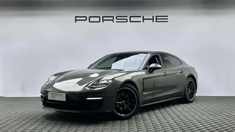 Porsche Panamera 2022