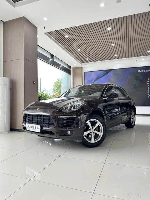 Porsche Macan 2017 — фото 1