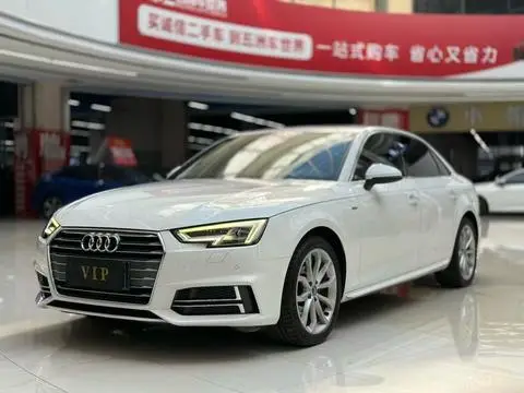 Audi A4L 2018 — фото 1