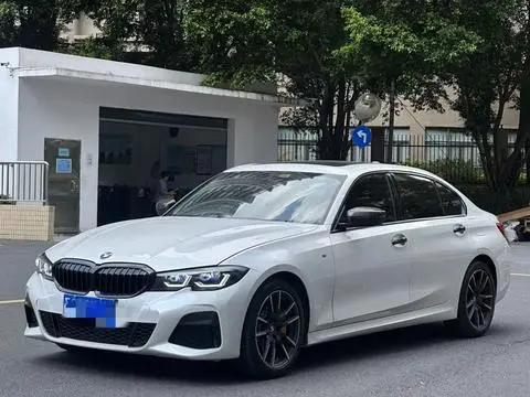 BMW 3 Series 2020 — фото 1