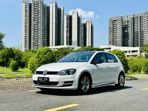Volkswagen Golf 2017 — фото 1