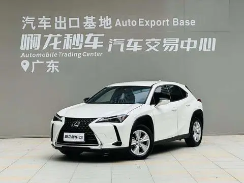 Lexus UX 2022