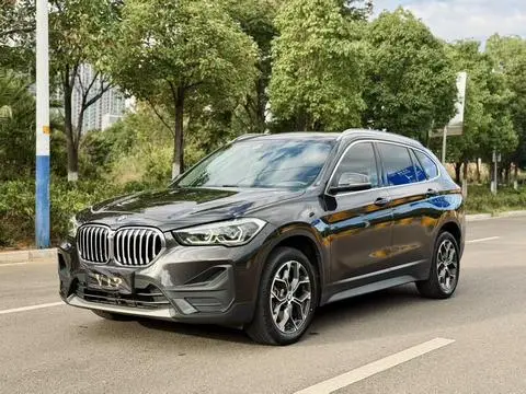 BMW X1 2021 — фото 1