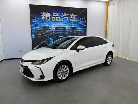 Toyota Corolla 2021 — фото 1