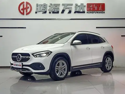 Mercedes-Benz GLA 2023 — фото 1
