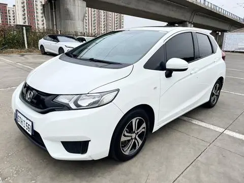 Honda Fit 2016 — фото 1