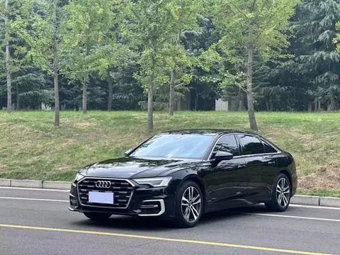 Audi A6L 2023 — фото 1