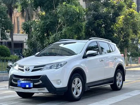Toyota RAV4 2013