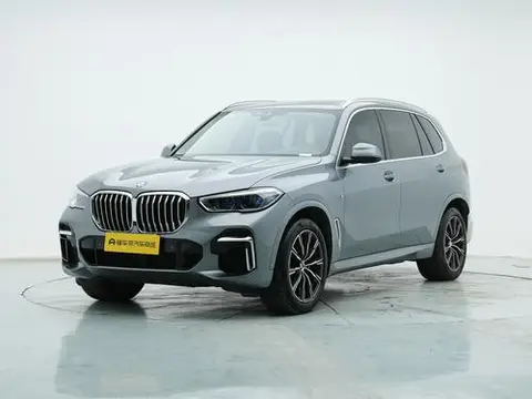 BMW X5 2022 — фото 1
