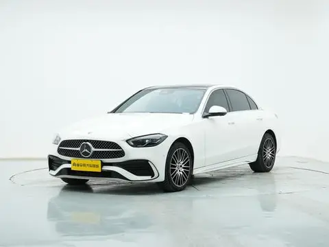 Mercedes-Benz C-Class 2024