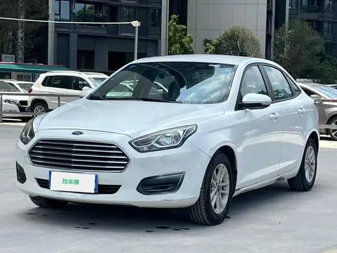 Ford Escort 2019 — фото 1