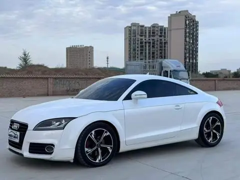 Audi TT 2011