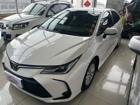 Toyota Corolla 2021 — фото 1