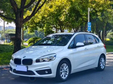 BMW 2 Series 旅行车 2016