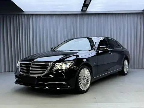 Mercedes-Benz S-Class 2020
