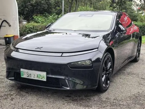 XPeng 小鹏P7 2022