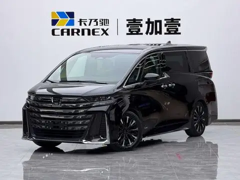 Toyota Vellfire 2024 — фото 1