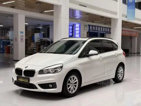 BMW 2 Series 旅行车 2016