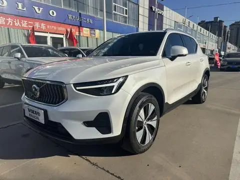 Volvo XC40 2024