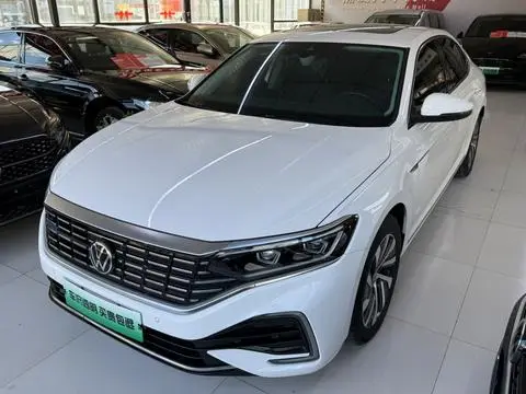 Volkswagen PassatPHEV 2022