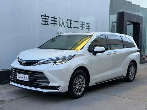 Toyota 赛那 2021