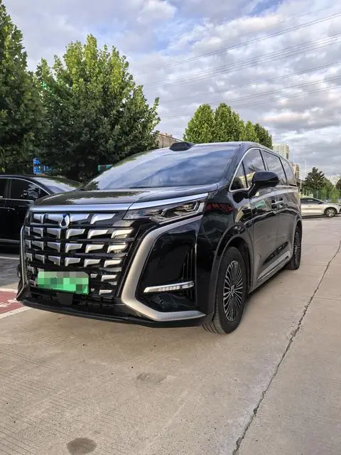 Denza D9 EV 2026