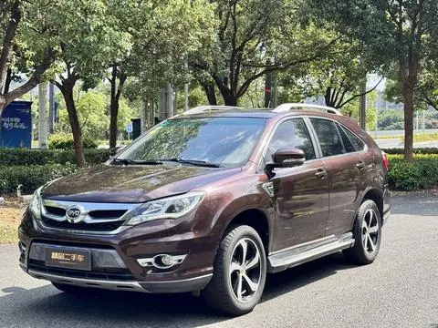 BYD S7 2015