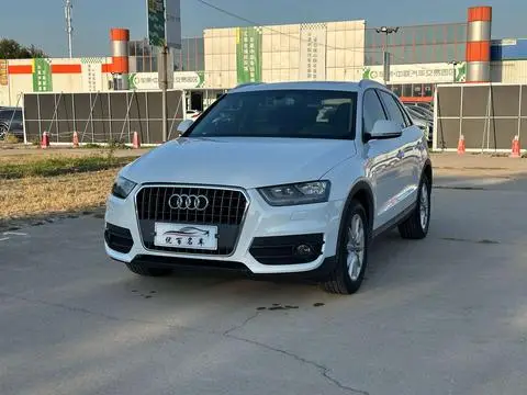 Audi Q3 2015