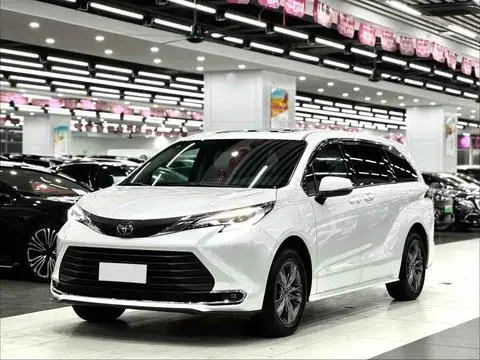Toyota 赛那 2026