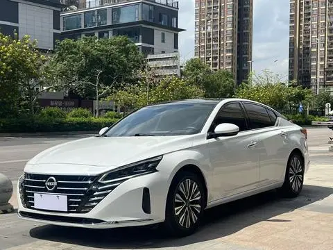 Nissan Teana 2022