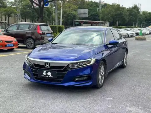 Honda Accord 2018 — фото 1