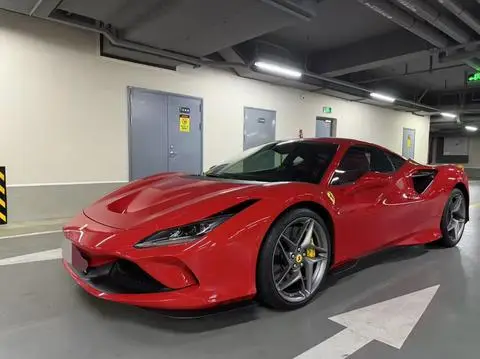 Ferrari F8 2019
