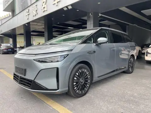XPeng 小鹏X9 2026