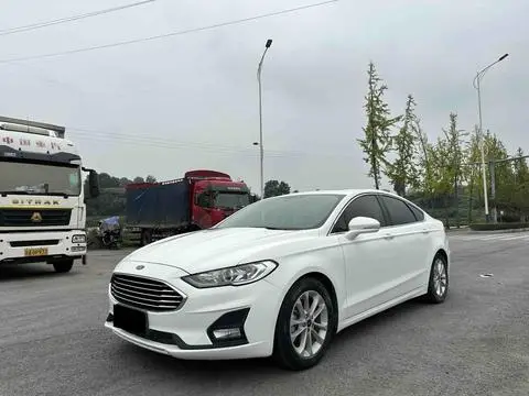 Ford Mondeo 2018 — фото 1