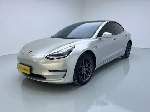 Tesla Model 3 2020 — фото 1