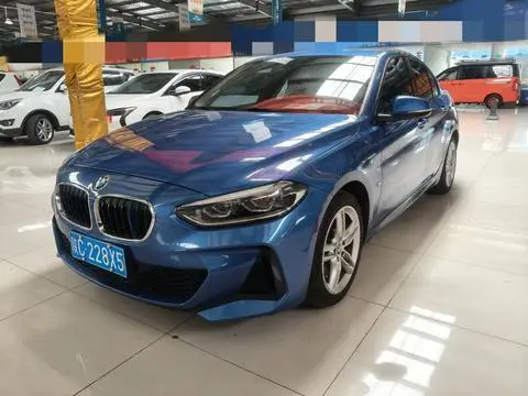 BMW 1 Series 2019 — фото 1