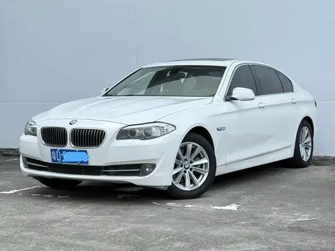 BMW 5 Series 2013 — фото 1