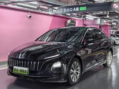 Hongqi E-QM5 2022