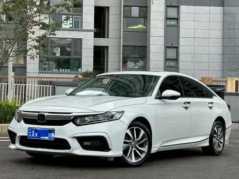 Honda 英仕派 2019 — фото 1