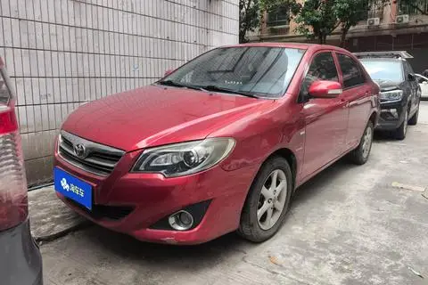 Toyota Corolla Altis 2013 — фото 1