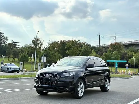 Audi Q7 2015 — фото 1