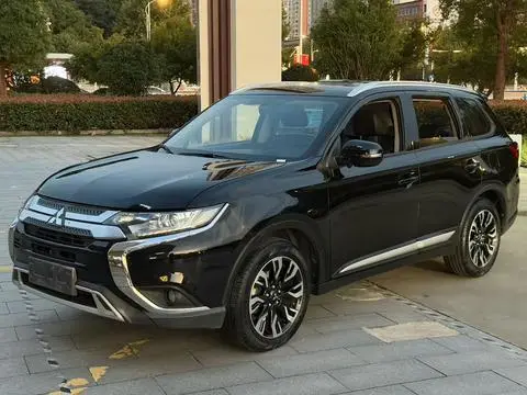 Mitsubishi 欧蓝德 2019