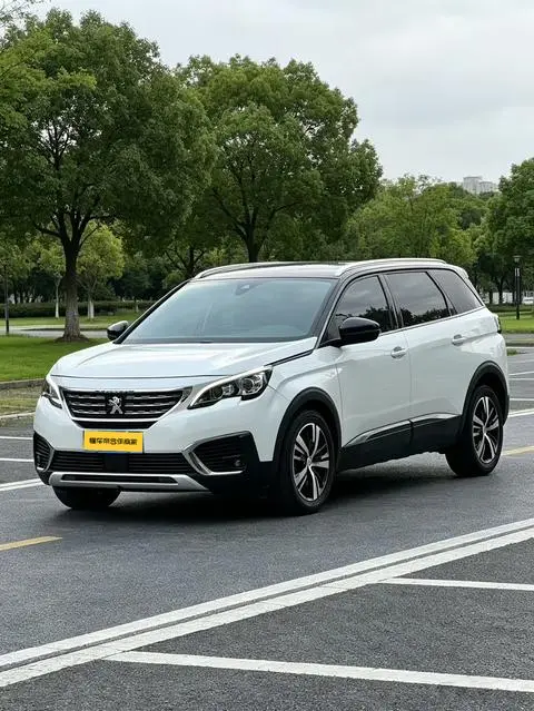 Peugeot 5008 2017