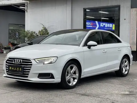Audi A3 2020 — фото 1