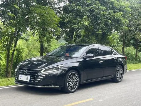 Nissan Teana 2022